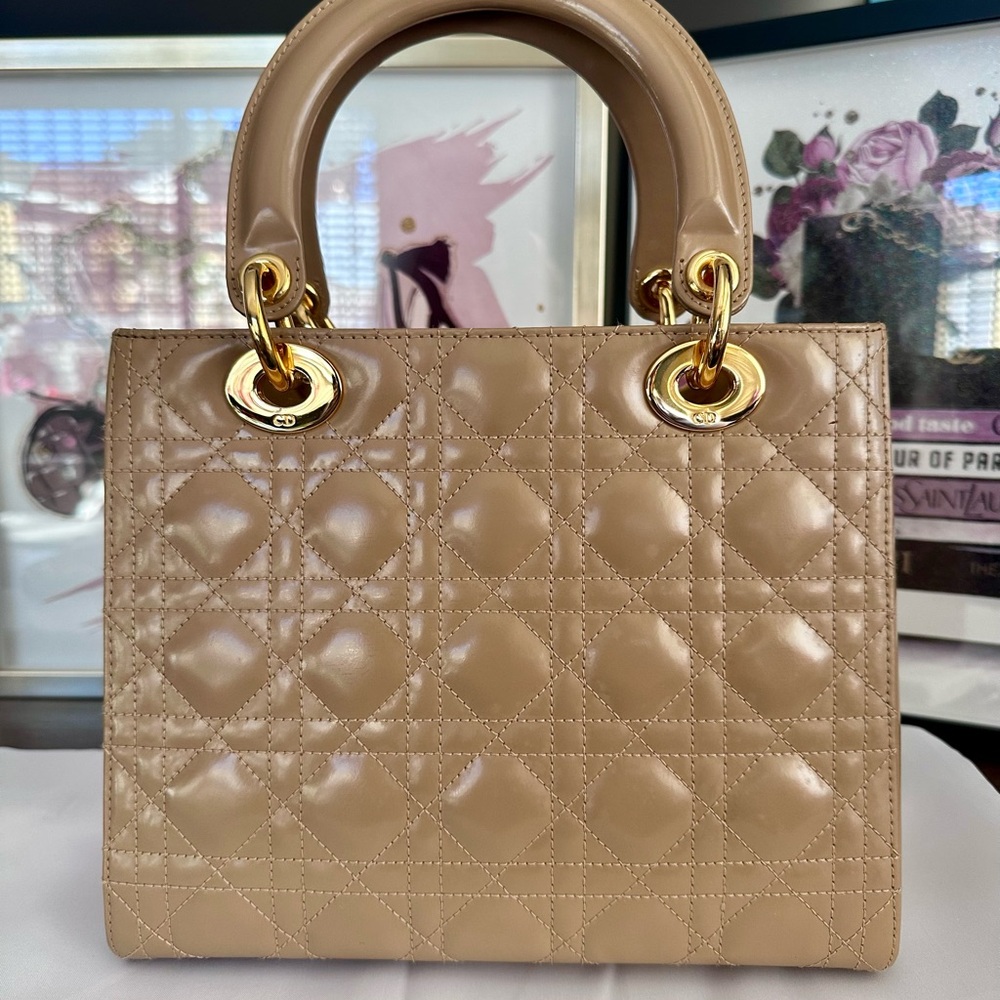 Christian Dior Tan Quilted Leather Handbag - Picture 4 of 17